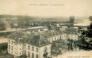 L'Hôtel Dieu de Pontoise © Archives Municipales de Pontoise